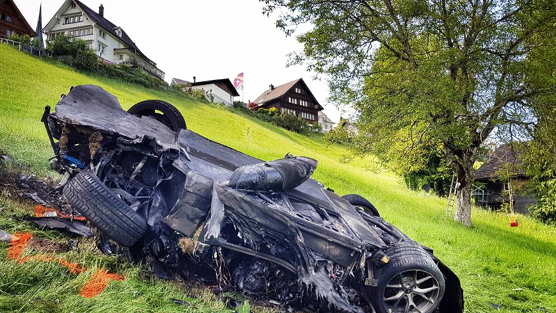 Происшествия: Ричард Хаммонд разбил машину стоимостью в 2,5 миллиона