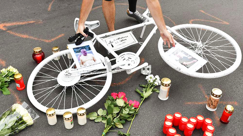 Происшествия: За смертью велосипедиста последуют политические санкции