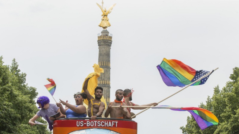 Общество: Берлин гомосексуальная столица мира