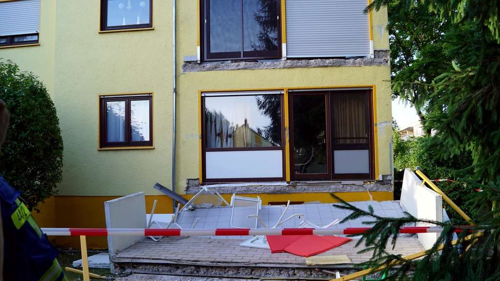 Происшествия: В Баден-Вюртемберг обрушился балкон с людьми