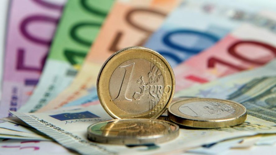 Деньги: Немцы оставляют в наследство сотни миллиардов евро в год