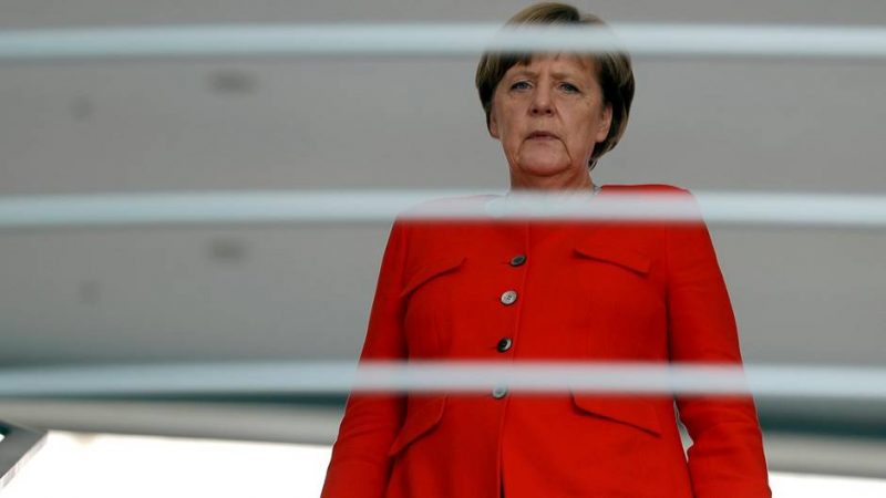 Политика: Меркель обзавелась фанатами из Ирака