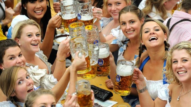 Общество: Сегодня в Германии отмечают международный день пива