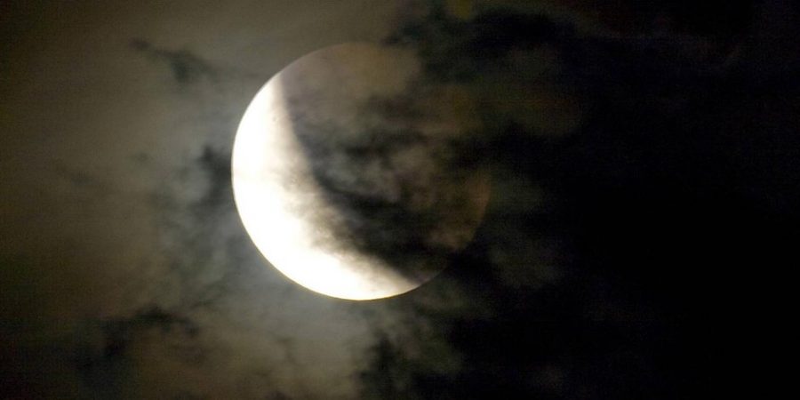 Досуг: Сегодня можно будет увидеть лунное затмение