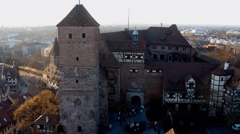 Досуг: Достопримечательности Германии: Нюрнбергский замок