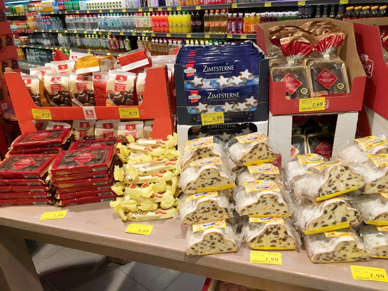 Новости: В немецких супермаркетах уже продают рождественскую выпечку