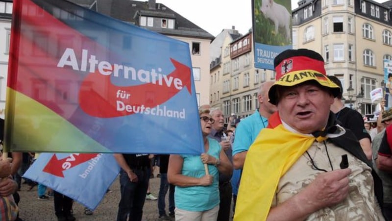 Общество: AfD называют партией русских немцев