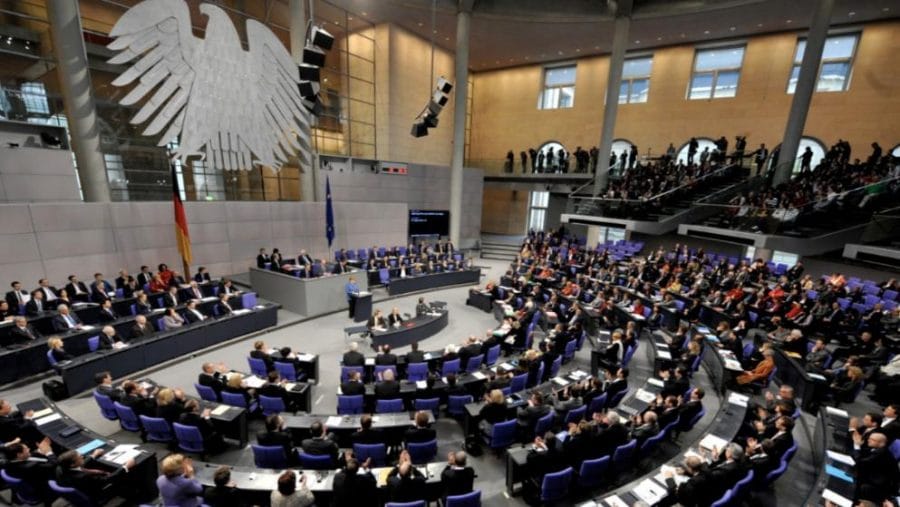 Политика: Бундестаг будет избираться сроком на 5 лет?