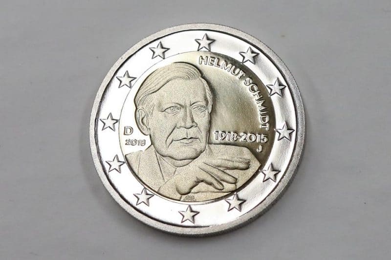 Деньги: В Германии выпустят монету с изображением Гельмута Шмидта