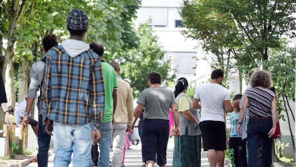 Общество: В магазинах Баварии беженцы не приветствуются