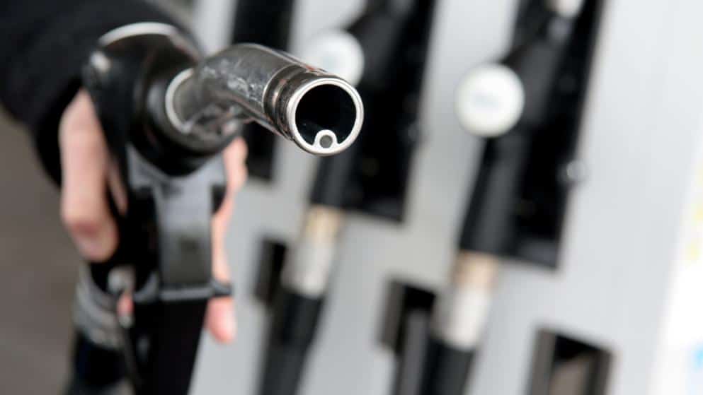 Деньги: Цены на бензин будут расти