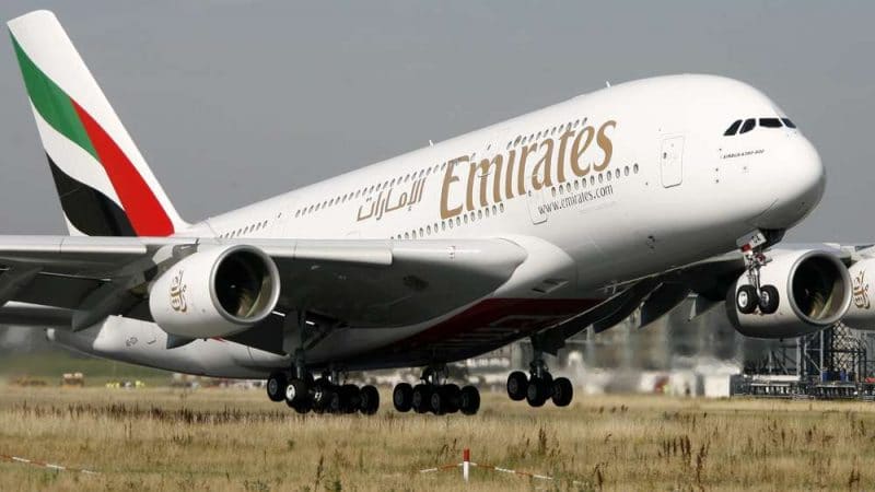 Происшествия: На борту самолета, направлявшегося в Мюнхен, умерла семилетняя девочка