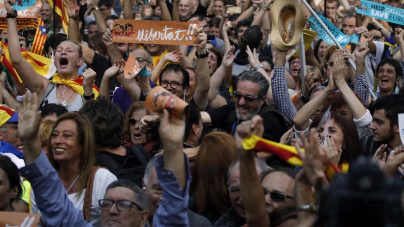 Отовсюду обо всем: Каталония стала независимой (обновляется)