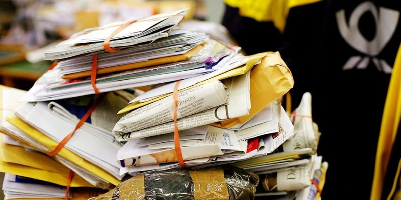 Происшествия: Курьерская служба выбросила сотни посылок и писем