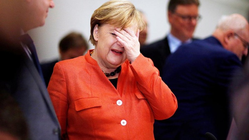 Политика: Меркель прокомментировала провал коалиции и сообщила, что останется у власти