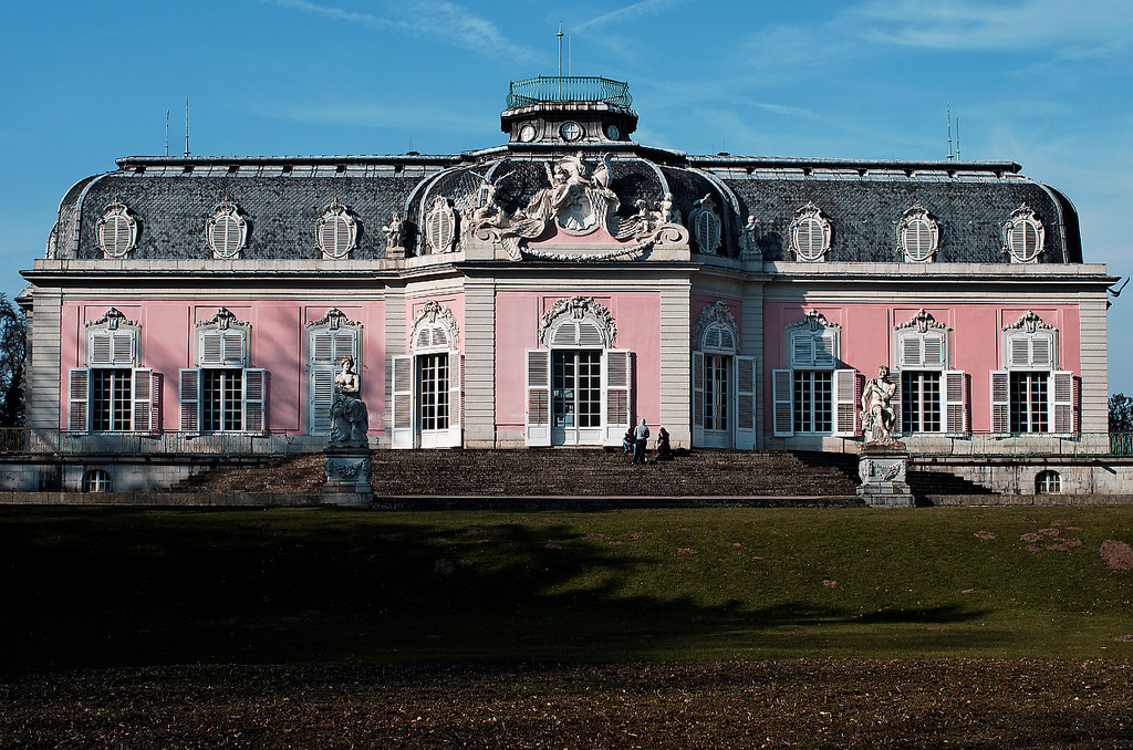 Галерея: Интересные места Германии: дворец Бенрат