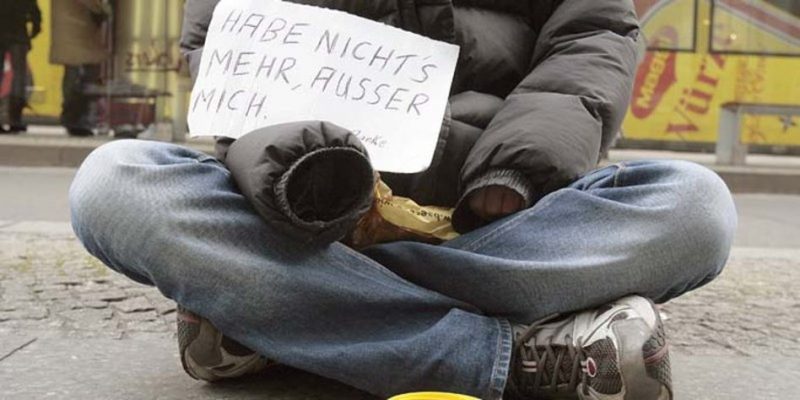 Общество: Бездомные – вторая проблема Германии после беженцев