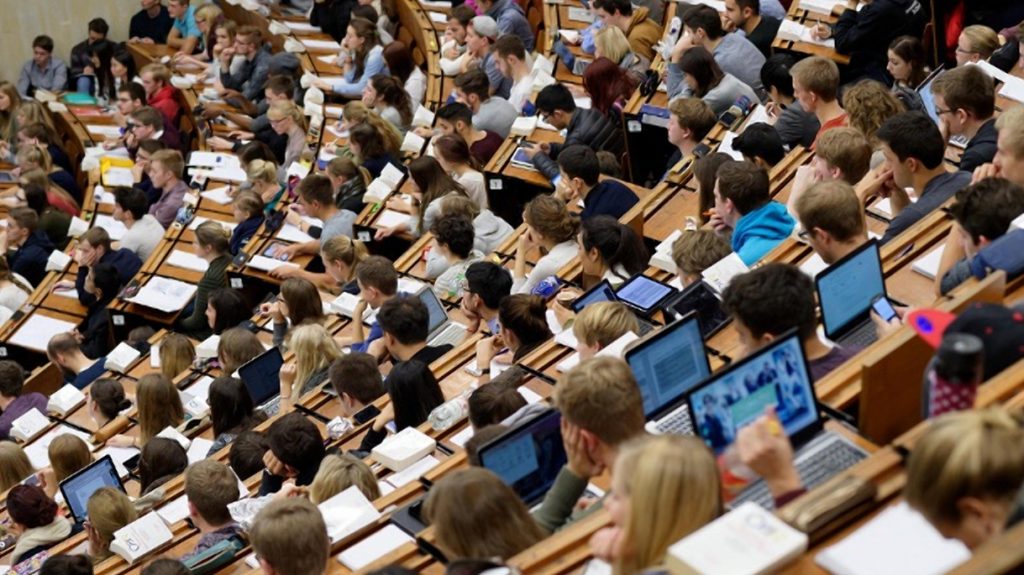 Общество: В немецких ВУЗах учится рекордное количество студентов