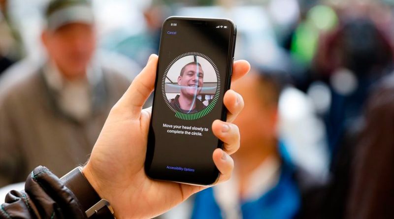 Общество: Apple обвинили в расизме, так как Face ID не различает китайских пользователей