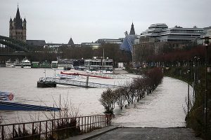 Происшествия: Наводнение в Германии: Кельн страдает от потопа