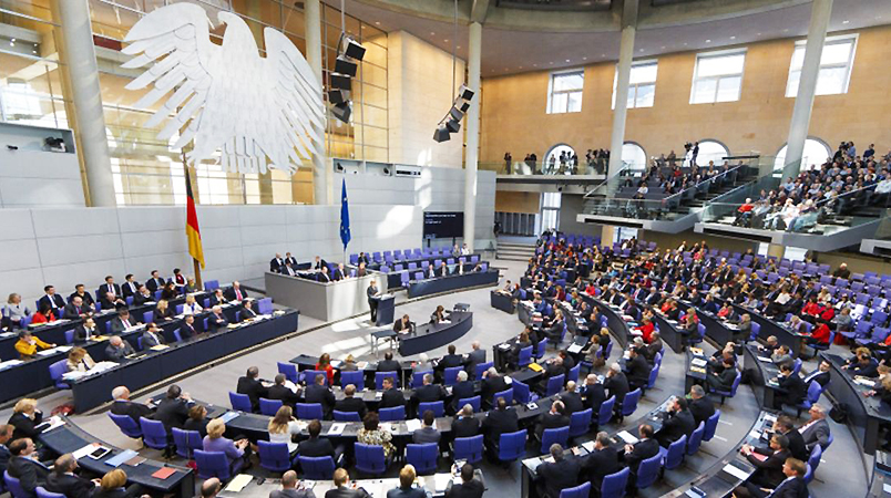 Политика: Каковы дополнительные доходы немецких парламентариев?