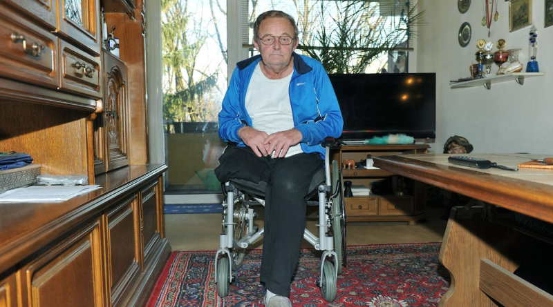 Общество: У пенсионера украли инвалидное кресло