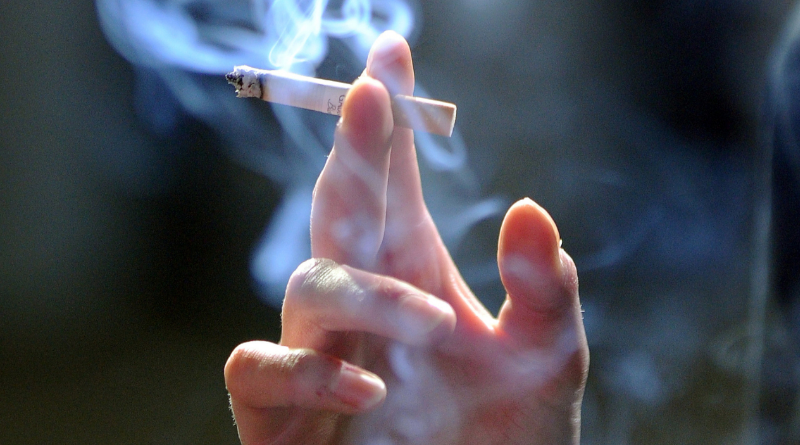 Общество: Philip Morris прекращает продажу сигарет