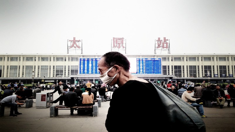 Общество: Китайцам-нарушителям запретят пользоваться транспортом