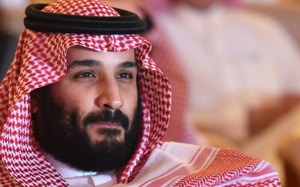 Общество: Саудовский принц разрешил женщинам не носить хиджаб