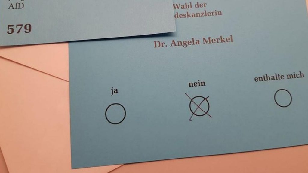 Политика: Депутата от АдГ оштрафовали за голосование против Меркель