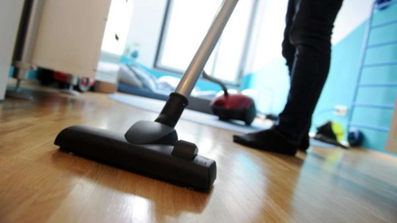 Домашние хитрости: Неприятный запах из пылесоса: простые способы устранения проблемы