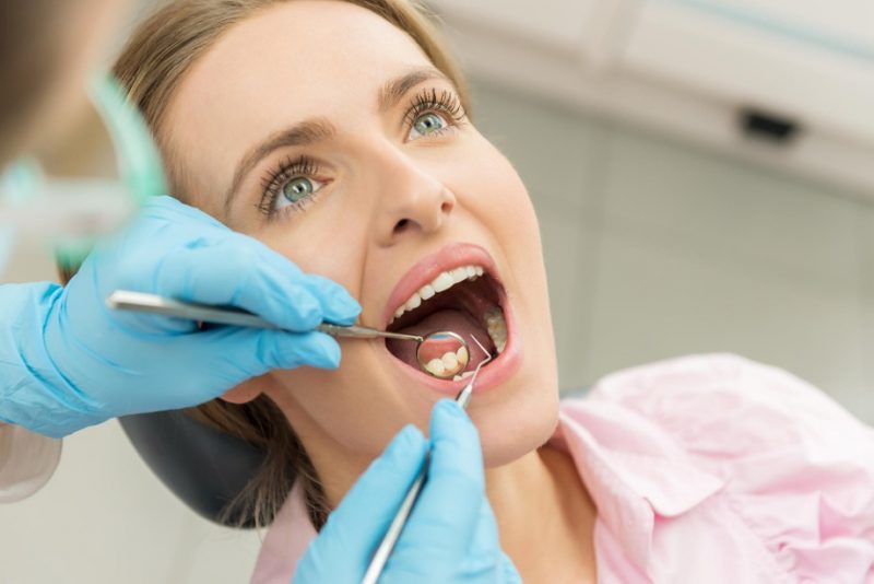 Полезные советы: Какая дополнительная страховка на лечение зубов самая лучшая?