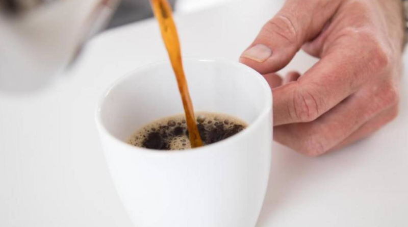 Здоровье: Почему горячий кофе опасен для здоровья?