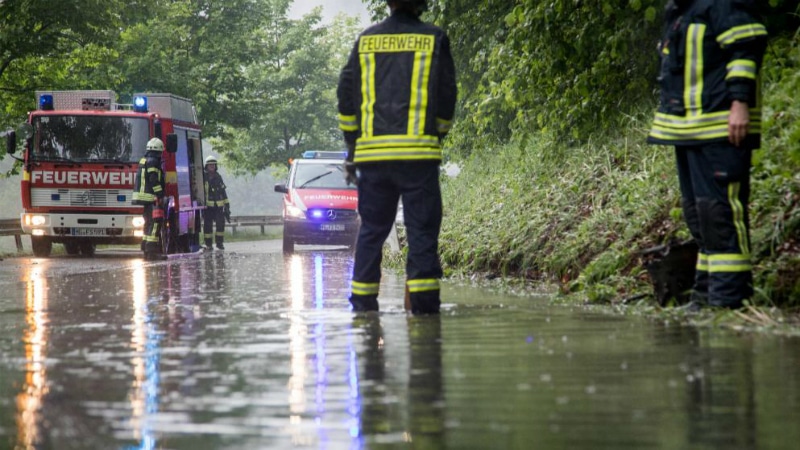Погода: В Германии бушуют грозы. Затопленны целые районы