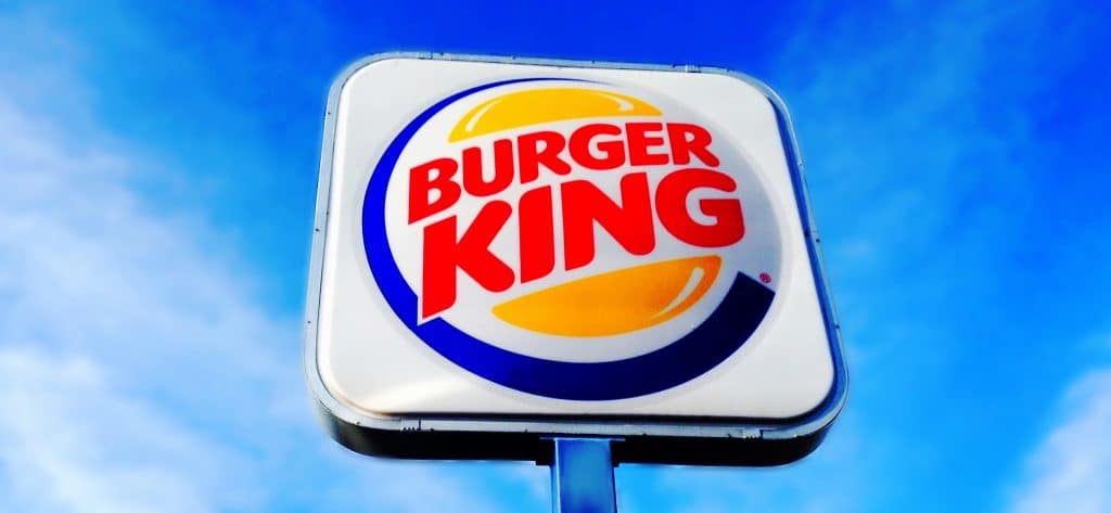Досуг: Хлеба и зрелищ: Burger King пообещал награду россиянке, которая сумеет забеременеть от футболиста на ЧМ-2018