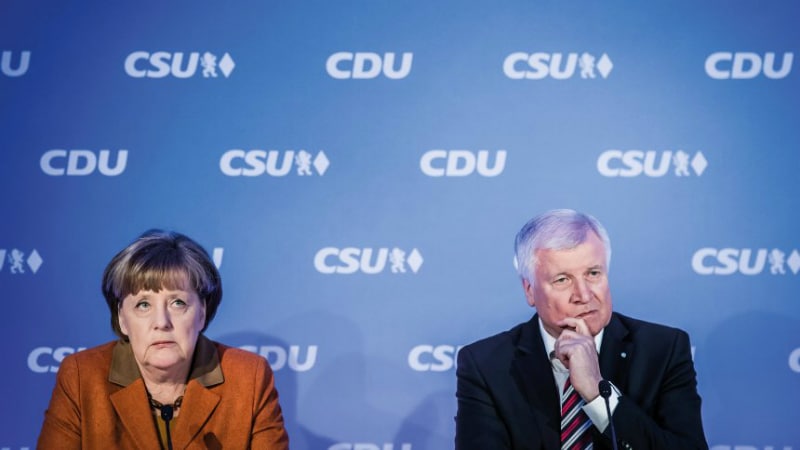 Политика: Спор о предоставлении убежища: Меркель приняла ультиматум Зеехофера