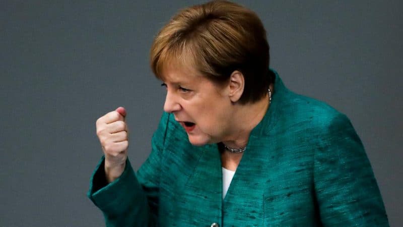 Политика: Меркель: «Мы должны спасти Европу». А если уже спасать нечего?