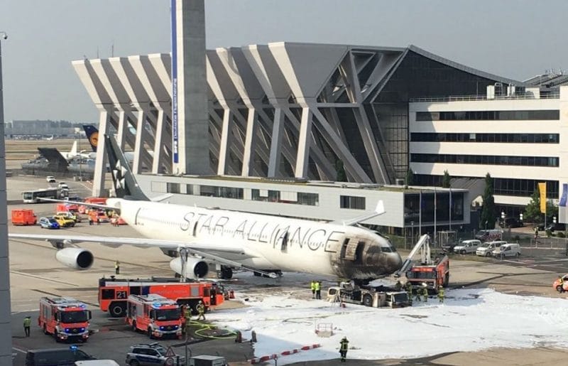 Происшествия: Пассажирский лайнер загорелся у терминала франкфуртского аэропорта