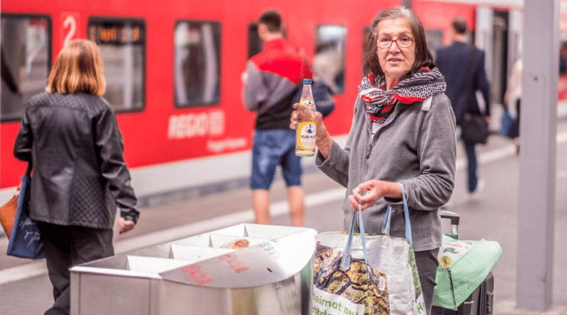 Общество: Не справедливая Германия: я собираю бутылки для того, чтобы выжить