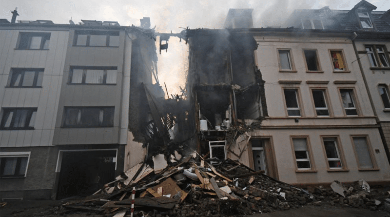 Происшествия: Вупперталь: в жилом доме прогремел взрыв, есть пострадавшие