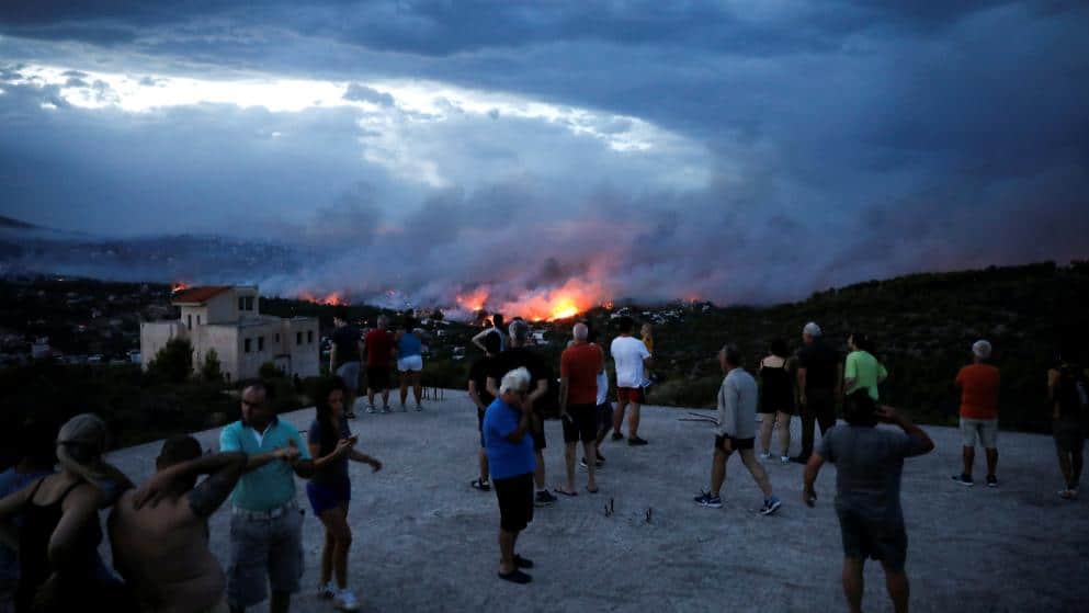 Отовсюду обо всем: Греция в огне: лесные пожары унесли более 50 жизней