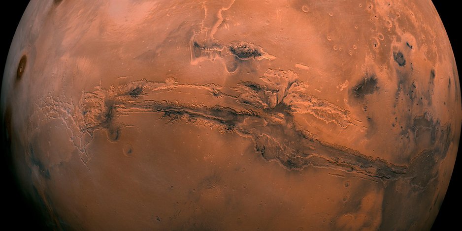 Технологии: Ученые обнаружили на Марсе воду в жидком состоянии