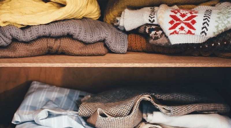 Домашние хитрости: Как избавиться от затхлого запаха в шкафу: простые и действенные способы
