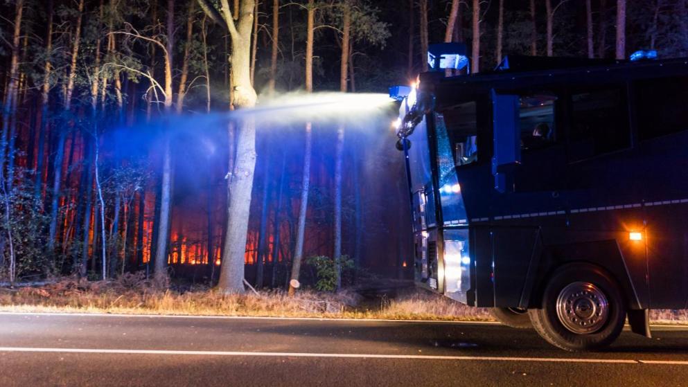 Происшествия: Масштабный пожар в Бранденбурге: эвакуированы жители трех поселков рис 2