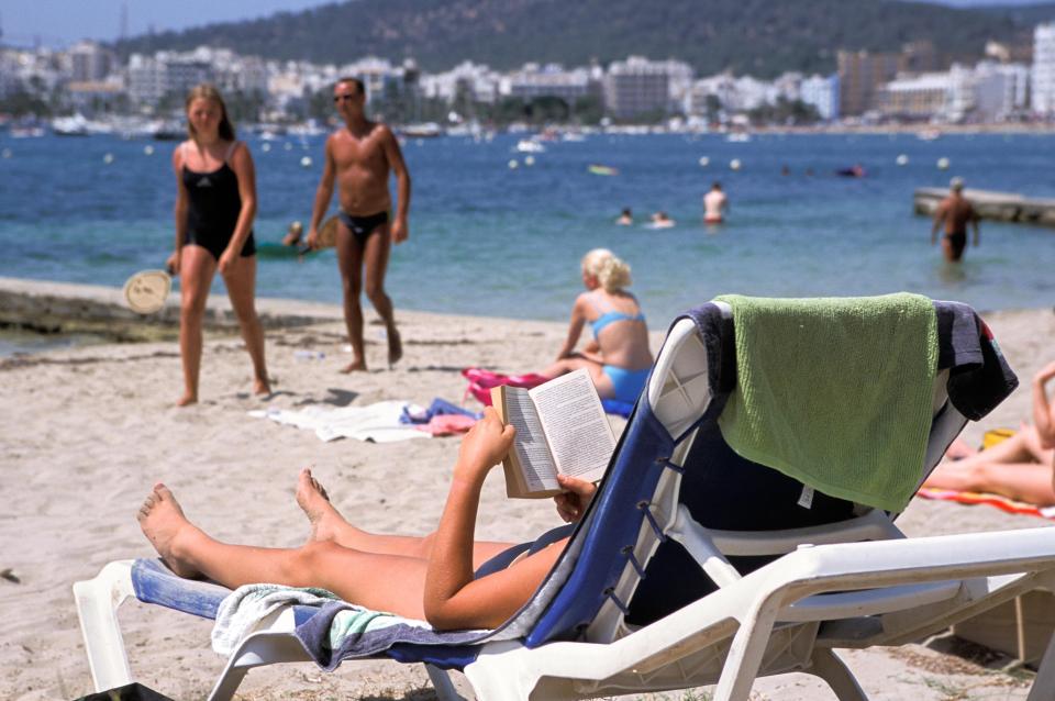 Новости: Туристам на Ибице и Мальорке ограничат количество бесплатного алкоголя