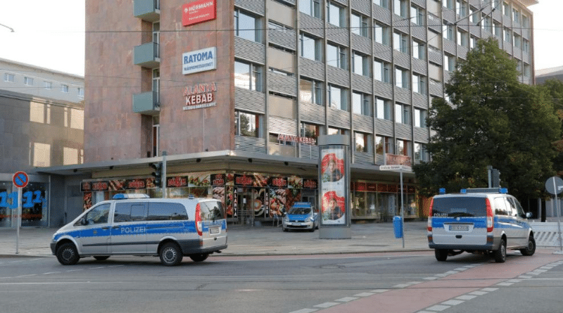 Происшествия: В Хемнице после городского праздника зарезали мужчину