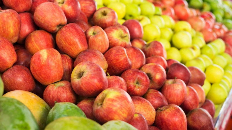 Общество: Эти сорта яблок особенно загрязнены пестицидами