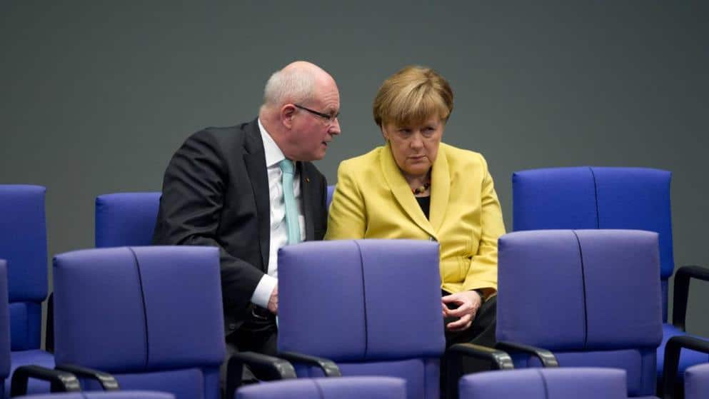 Политика: Союз сделал выбор не в пользу Меркель: что это значит?