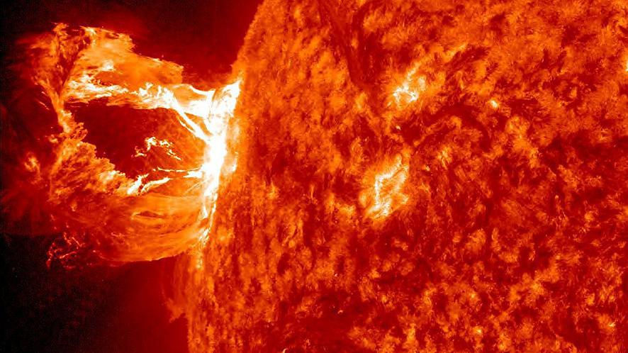 Досуг: Мощнейшая солнечная буря может в любой момент отправить Землю в темные века