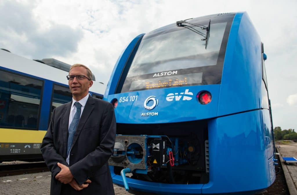 Технологии: В Германии совершил первый рейс поезд на водородном топливе